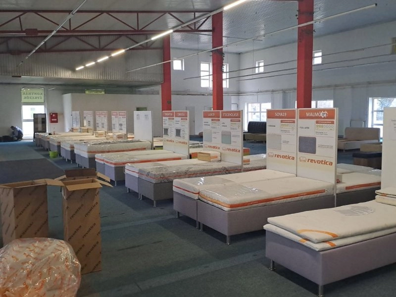 Pécsi bemutatóterem