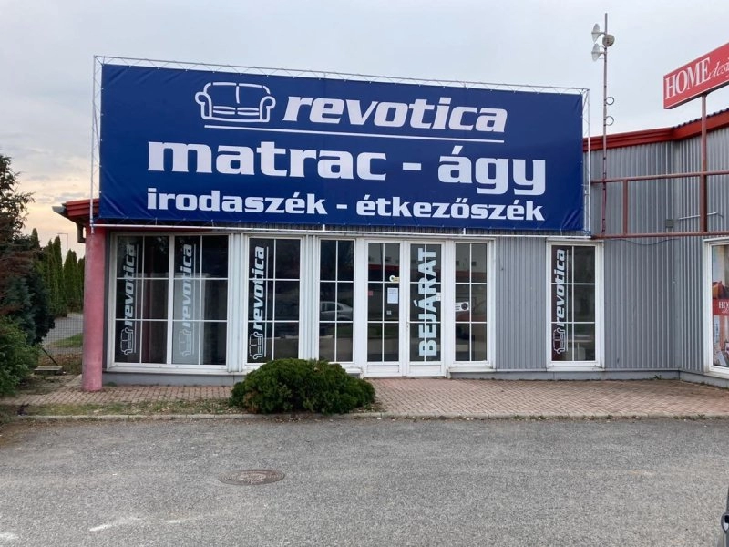 Szombathelyi bemutatóterem